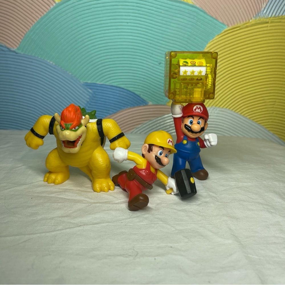 Super Mario Bros Bundle Lot  2018 McDonalds Happy Meal Bowser BFK 2022
